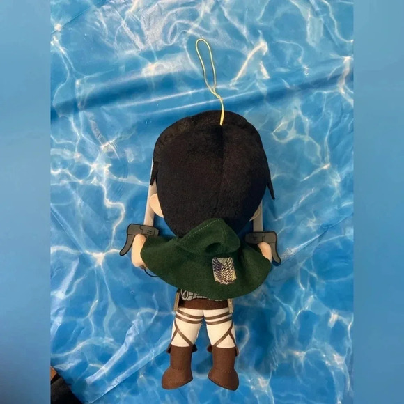 Attack on Titan - Funimation - Levi Ackerman with Swords Plush - Picture 11 of 14